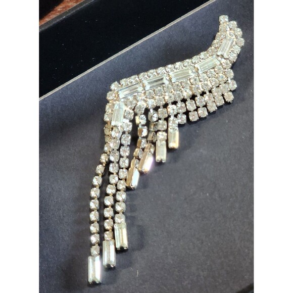 Vintage Rhinestone Dangling Baguette Clip On Earrings Long Ear Climbers Clear 4" - Picture 6 of 12